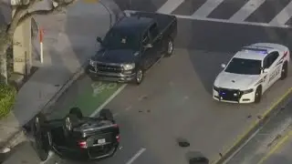 Plantation police officer injured in 2-vehicle crash