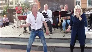Концерт оркестра Ивановского государственного цирка с участием певицы Юлии Рябиковой.