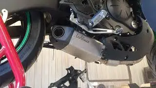 Kawasaki versys 650 leovince sound