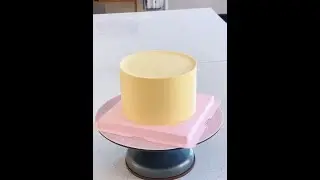 A lazy person's face smoothing device. Let's try it. Easy to use.