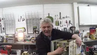 1368 A UV Cure Station From An Old Microwave - For Resin Printers And Other Things