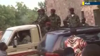 Mali conflict: humanitarian crisis looms with hundreds of thousands displaced by fighting