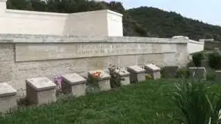 ANZAC Tour 06 Beach Cemetery