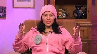 Angst vor Elena? Leyla schmiedet Nomi-Pl&auml;ne | Promi Big Brother 2024 | SAT.1