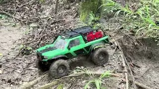 Rainy day trail trucking