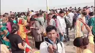 Welcome to prayagraj maha kubh tiriweri sangam ##video. # youtube channel smart gulshan 🥰