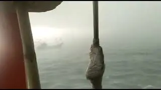 Indian fishing boat stuck in heavy rainfall at deep sea #fishing #cyclone #boat #okha #sea