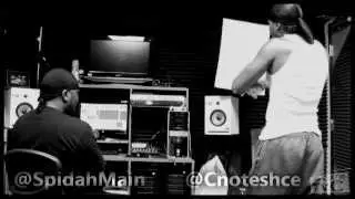 Cnotesche & MaCaATIC Crew start with a Freestyle (MaCaATIC TV)