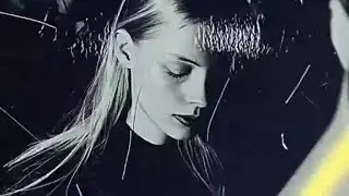 Acid Techno Breaking Glass / Andreina