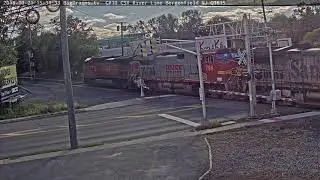 10- 21-2018 15:31 BNSF 5233 BNSF 798 Fakebonnet ATSF 661 Warbonnet K142