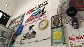 Papan nama neonbox