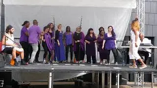 Look Right Through ~ London House Cats Choir (Bernie Grant Arts Centre: Summer Festival)