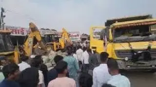 Buldana काळी पिवळी मध्ये अवैध प्रवाशी वाहतूक...! India Star 1 News
