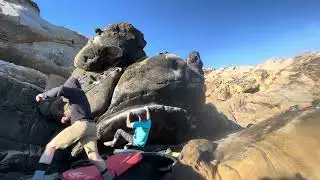 V3 rail traverse Zeus Boulder