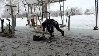 7 января 2025 г.1000 отжиманий на упорах. 50 подходов по 20 отжиманий.35 минут 23 секунд