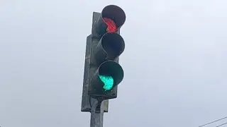 TRAFFIC LIGHT INI KOK BANYAK SARANG BURUNG? ERROR? || SIMPANG JL.GOTONG ROYONG - IR.JUANDA, SOLO