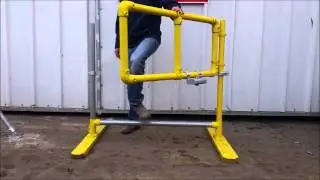 שער ממחברי Interclamp עם מנגנון סגירה