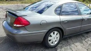 2005 Ford Taurus test drive
