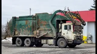 AIM Mack MRU613 - McNeilus Pacific Front Loader - Heavy Scrap Metal Pickup
