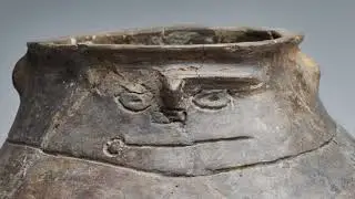 Urny twarzowe | Archeologia dla każdego