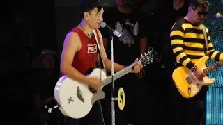 Karena Patah Hati 
