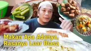 Hidup Sederhana di Kampung | Makan Ayam Serundeng, Mie Capcay & Lalapan Mentah, Nikmat Banget!