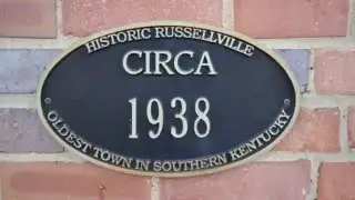1002 W 9th Street, Russellville, KY 42276