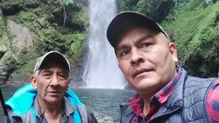 Pescando truchas en el río de las lajas, Coatepec Veracruz