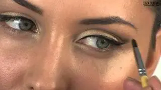 Machiaj Cut Crease - tutorial machiaj pentru ochi infundati