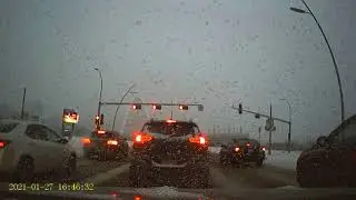 Driving in Canada While Snowing With Beautiful View Outside.(自駕遊)PeterWorldVenture12.REC06347
