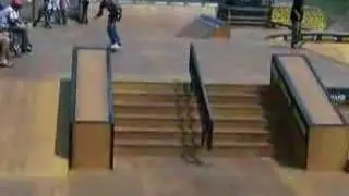 kickflip boardslide