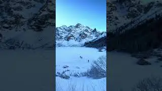 Morskie Oko completely frozen over 🥶❄️