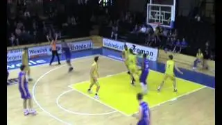 Buzzerbeater Grant Gibbs (Landstede Basketbal - BSW)
