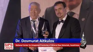 Профессор Досмурат Айткулов &mdash; лауреат премии Marcus International Management Award.