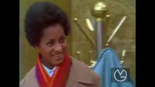 Marla Gibbs The Jeffersons Florence Opens The Door
