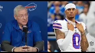 Why Do GMs Keep Their Jobs While Coaches Take the Fall?
