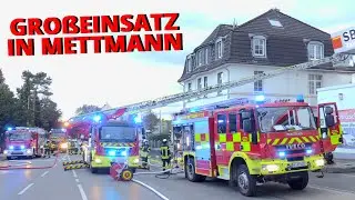 [STADTALARM FEUERWEHR METTMANN] - Anbau brannte an Haus in voller Ausdehnung | Gebäude in Gefahr -