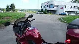 Jak sprawdzić akumulator i instalację elektryczną w motocyklu? DBT-12+ testuje Hondę NTV 650