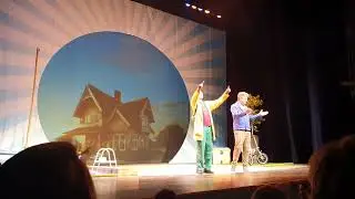 Ernst en Bobbie openen hun show in Hengelo
