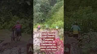 Atlet Sepeda Hoby Mandi Wisata Gerojokan Sewu Bukit Kaba