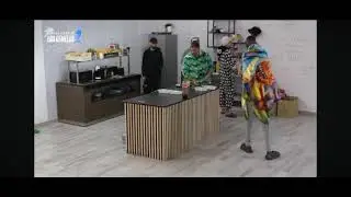 Anibal no deja en paz a patica