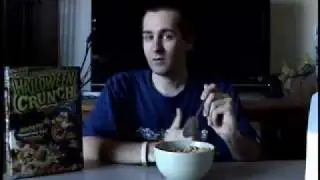 webfox100 tries Halloween Crunch