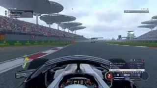 F1&reg; 2018 stupid divebomb