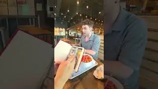 Waiter&rsquo;s Honesty! #shorts #shortvideo