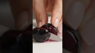 ASMR Cutting Blueberries 🫐🔪 | Tiny, Juicy Sounds #asmr #satisfying #blueberry #viral #youtubeshorts