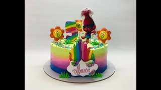 Оформление яркого торта с пряниками_How to make a bright cake with carrots