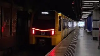 Trains at Sunderland | Tyne & Wear Metro | Durham Coast Line | Mix of Trains! | New 555s + 60087!
