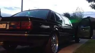 Limelight Limo: Ford LTD V8, exhaust demo