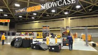 Building the Museum Showcase