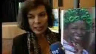 Bianca Jagger besucht das Schillergymnasium in M&uuml;nster